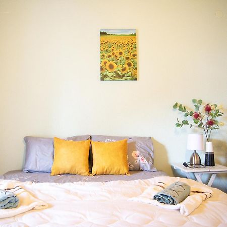 Villa Lakeview Paradise Pestani Bagian luar foto