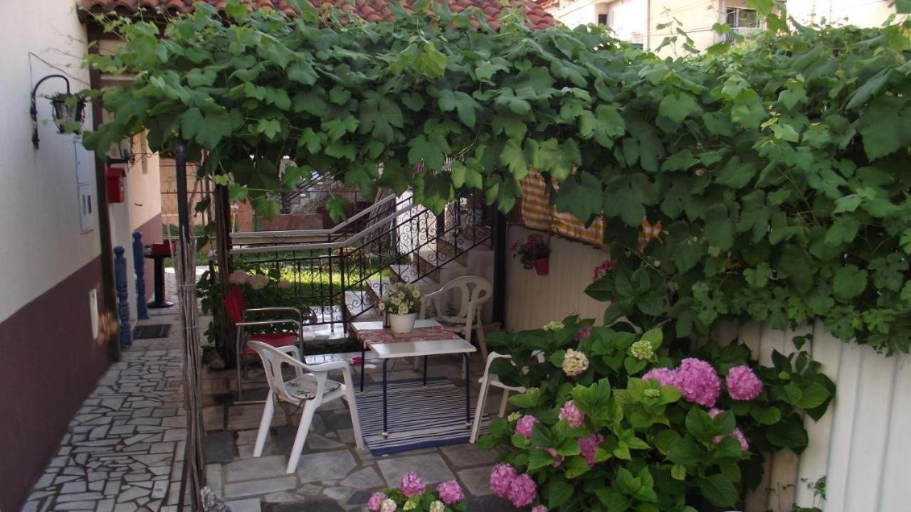 Villa Lakeview Paradise Pestani Bagian luar foto