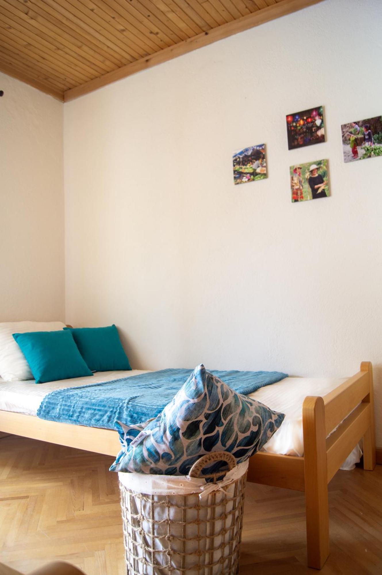 Villa Lakeview Paradise Pestani Bagian luar foto