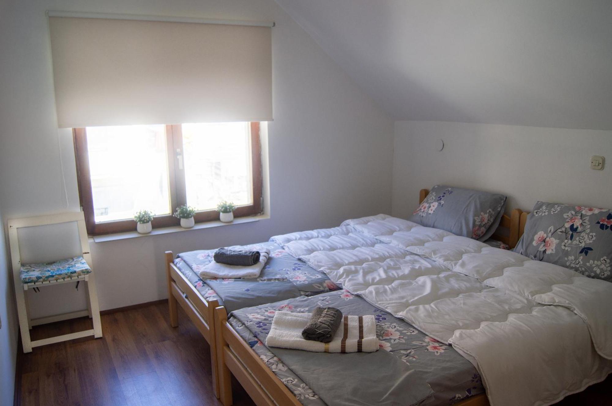Villa Lakeview Paradise Pestani Bagian luar foto
