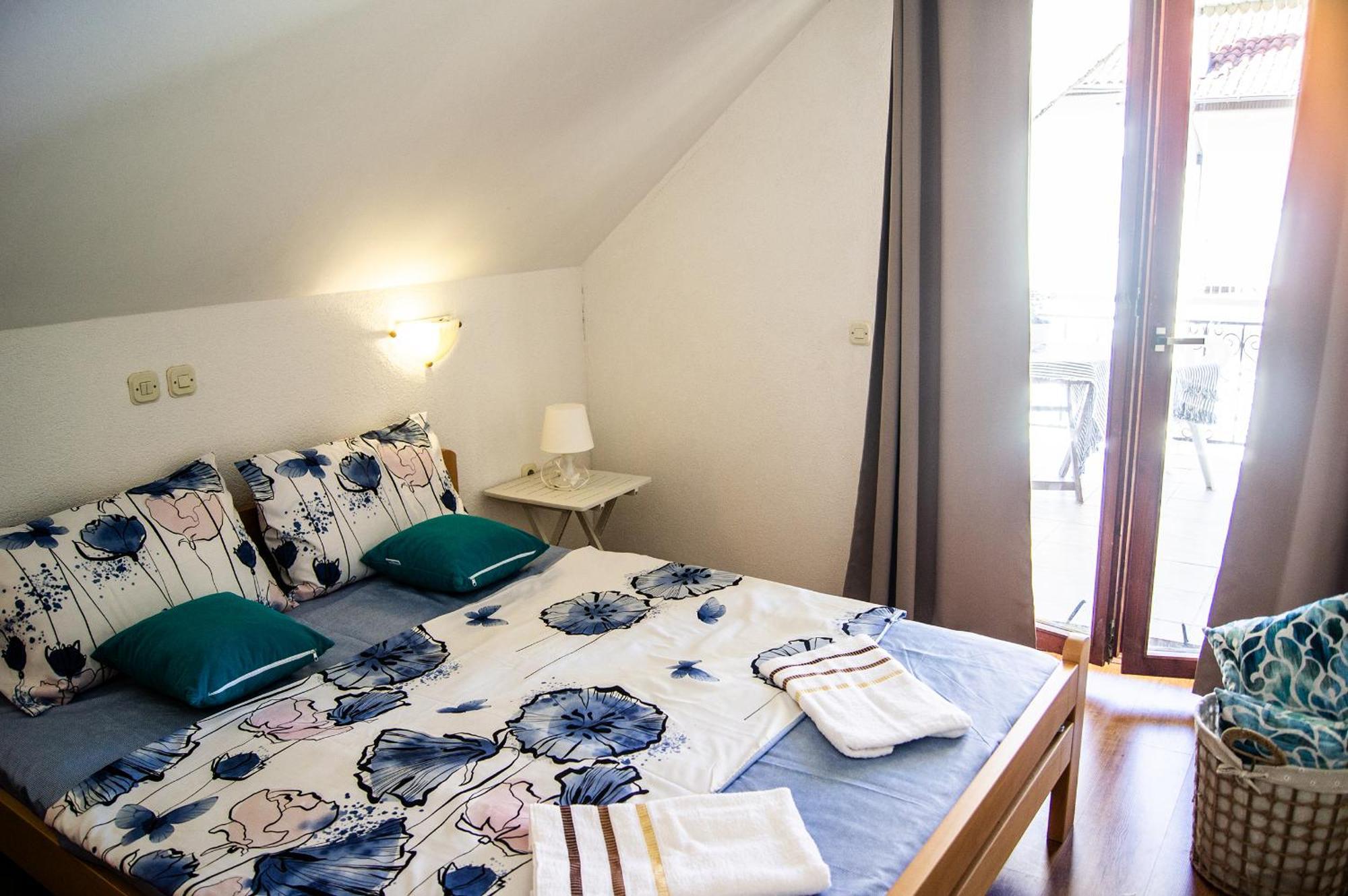 Villa Lakeview Paradise Pestani Bagian luar foto