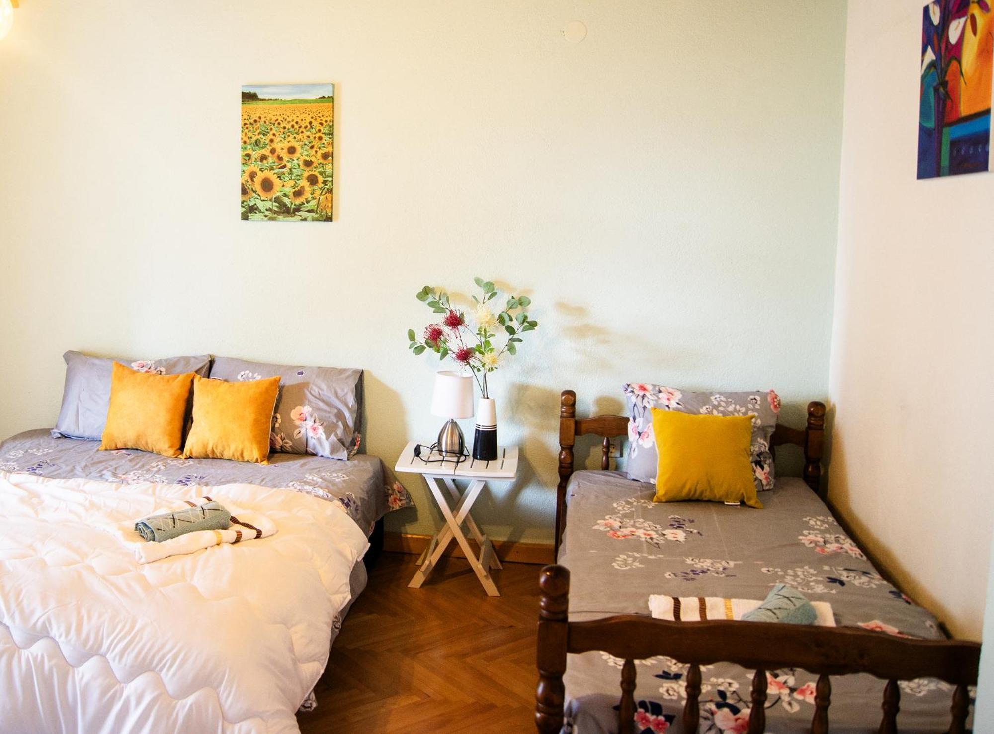 Villa Lakeview Paradise Pestani Bagian luar foto