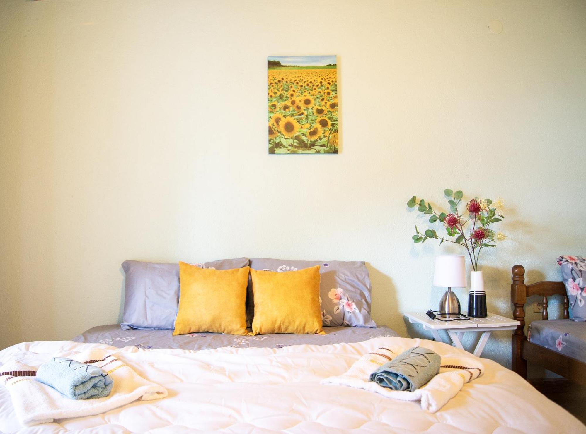 Villa Lakeview Paradise Pestani Bagian luar foto